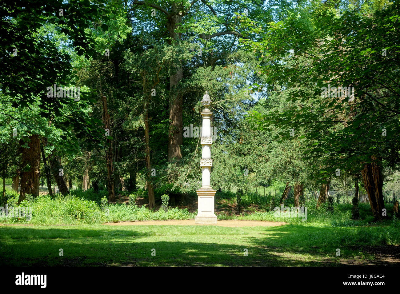 Lancelot Brown monument Parc Wrest Bedfordshire, Angleterre DSC08208 Banque D'Images