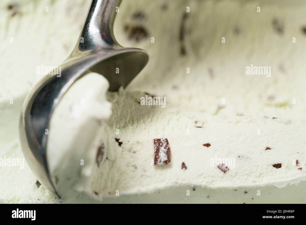 Glace à la menthe avec copeaux de chocolat allégée Banque D'Images