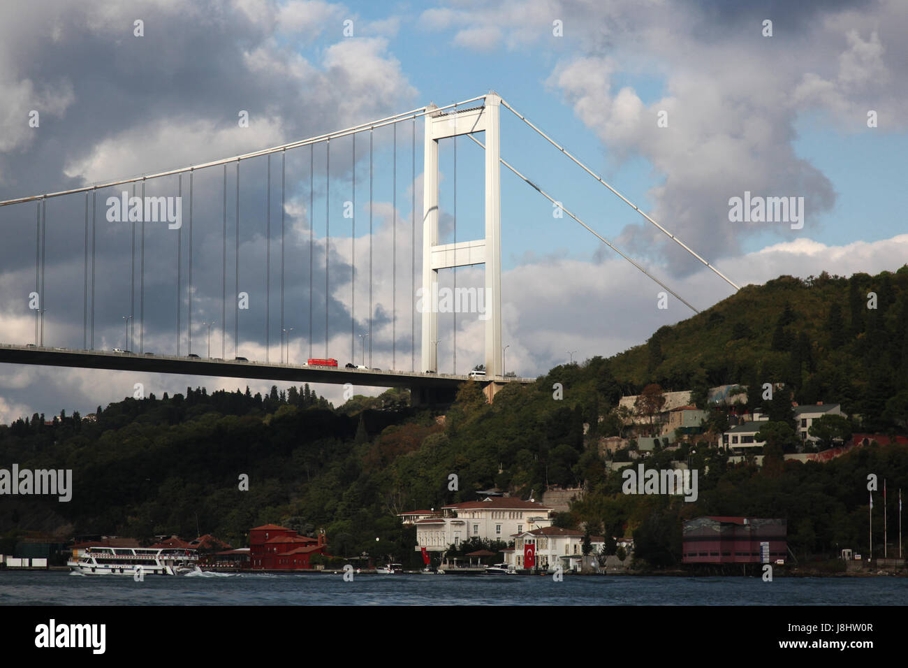 Pont Fatih Sultan Mehmet istanbul Banque D'Images