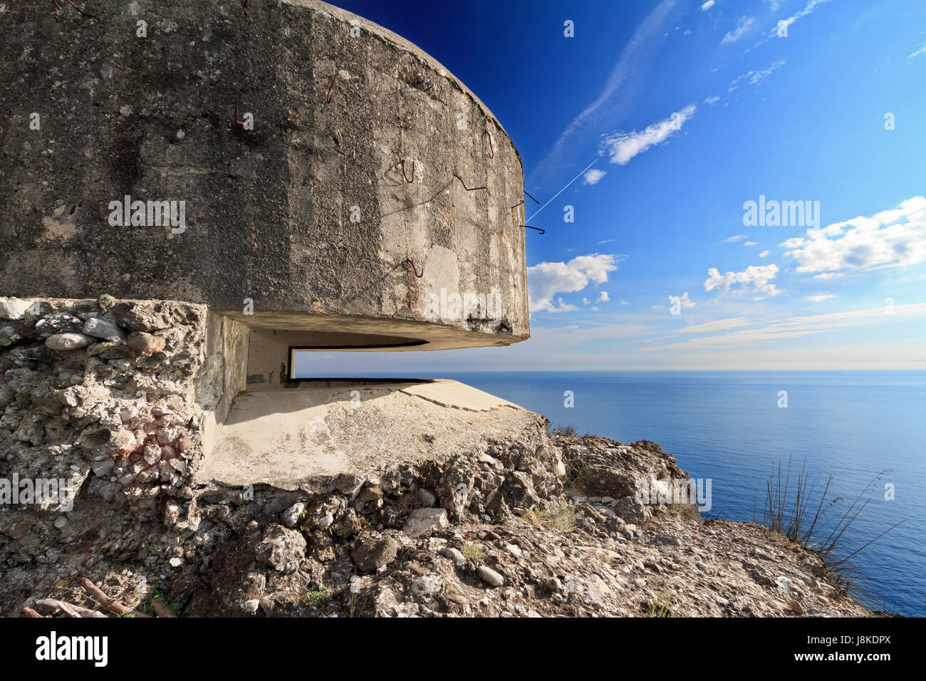 Bunker, béton, guerre, militaire, vieux, sel, eau de mer, l'océan, l'eau, Italie, Banque D'Images