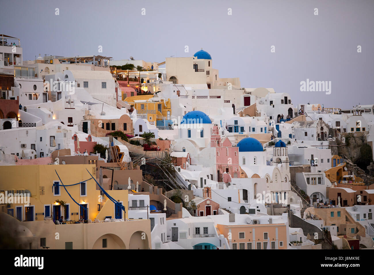 L'île volcanique de Santorin, l'une grecque des Cyclades dans la mer Égée. Zone Oia Banque D'Images