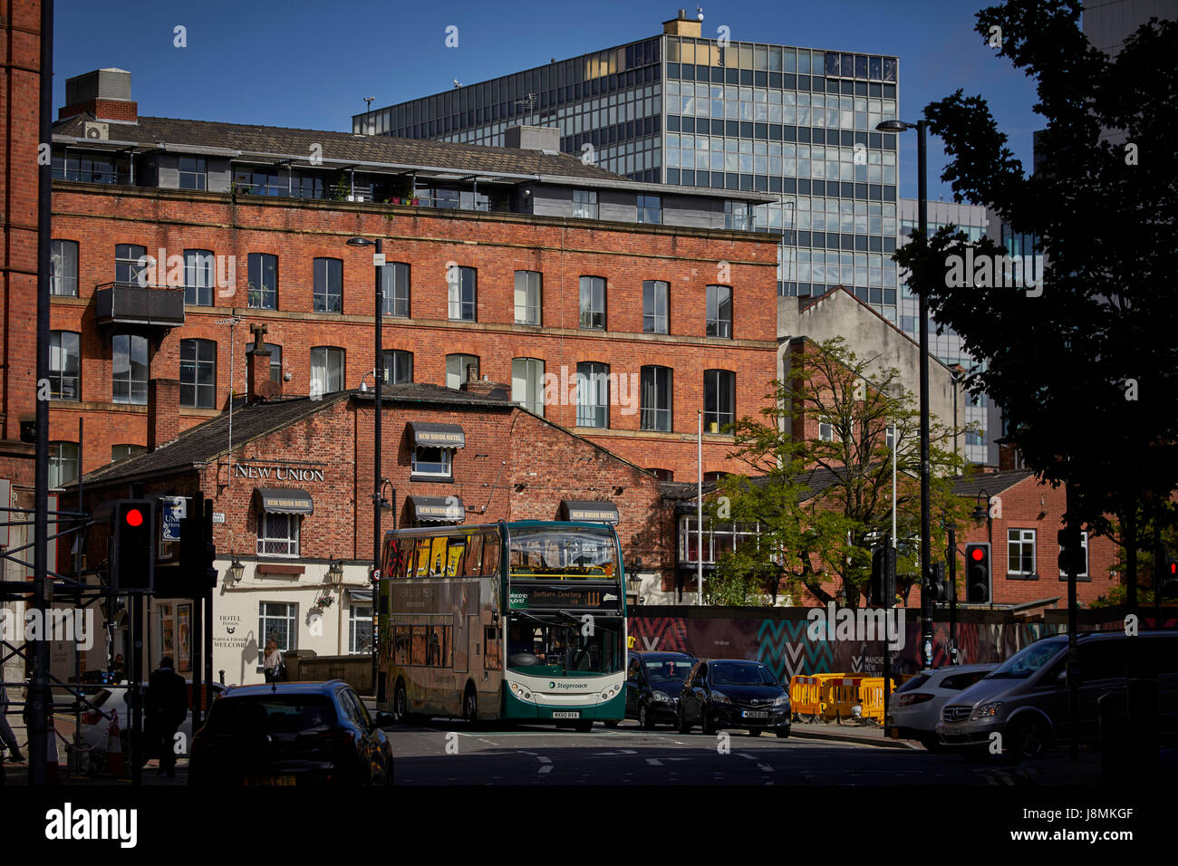 Princess Street , avec la nouvelle pub de l'Union au début de Canal Street à Manchester, Angleterre, Banque D'Images