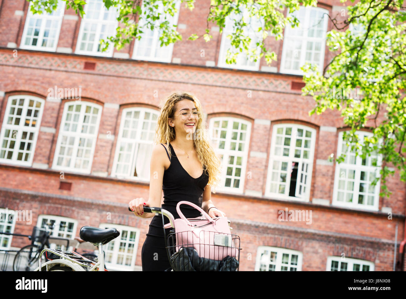 Étudiant (14-15) smiling Banque D'Images