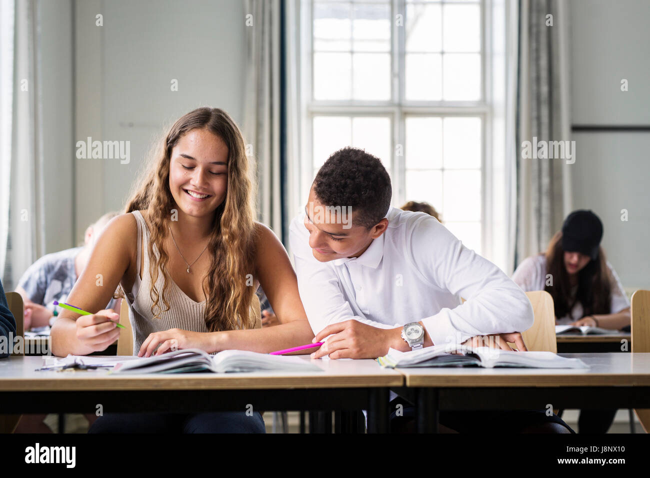 Étudiants (14-15) in classroom Banque D'Images