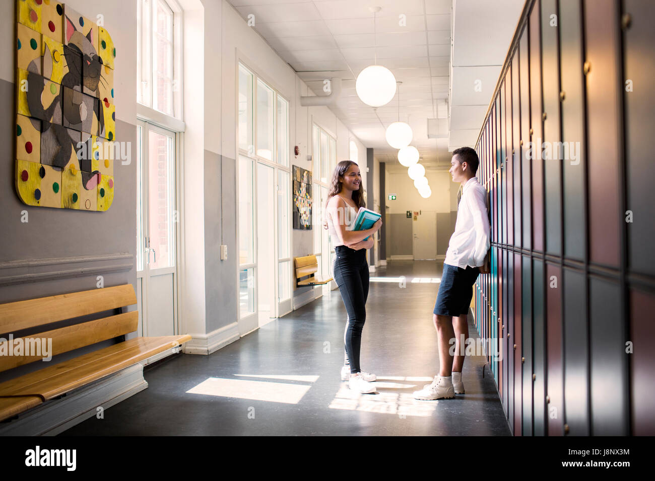Étudiants (14-15) in corridor Banque D'Images