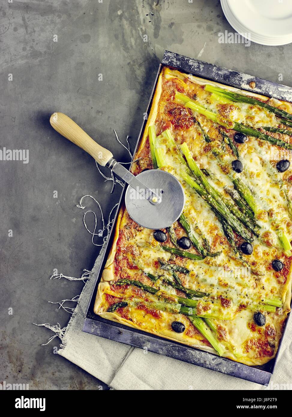 Pizza asperges Banque D'Images