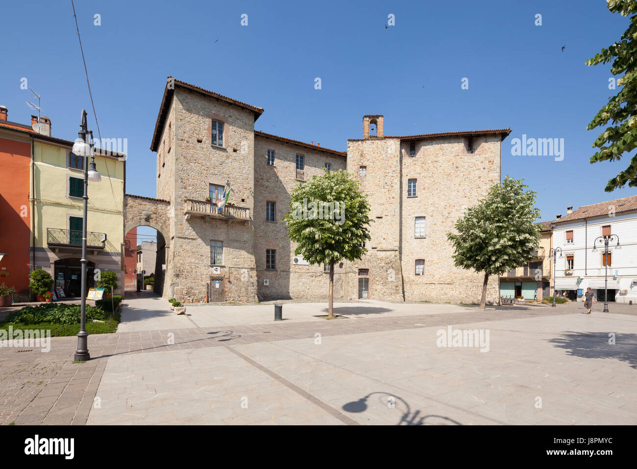 Rocca Dal Verme, également appelé Rocca Municipale. Pianello Val Tidone, Italie Banque D'Images
