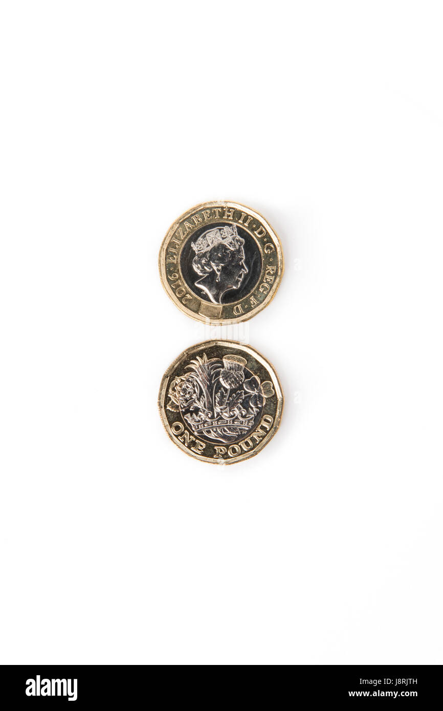 Le nouveau 12-verso 2017 £1 pound coins Banque D'Images