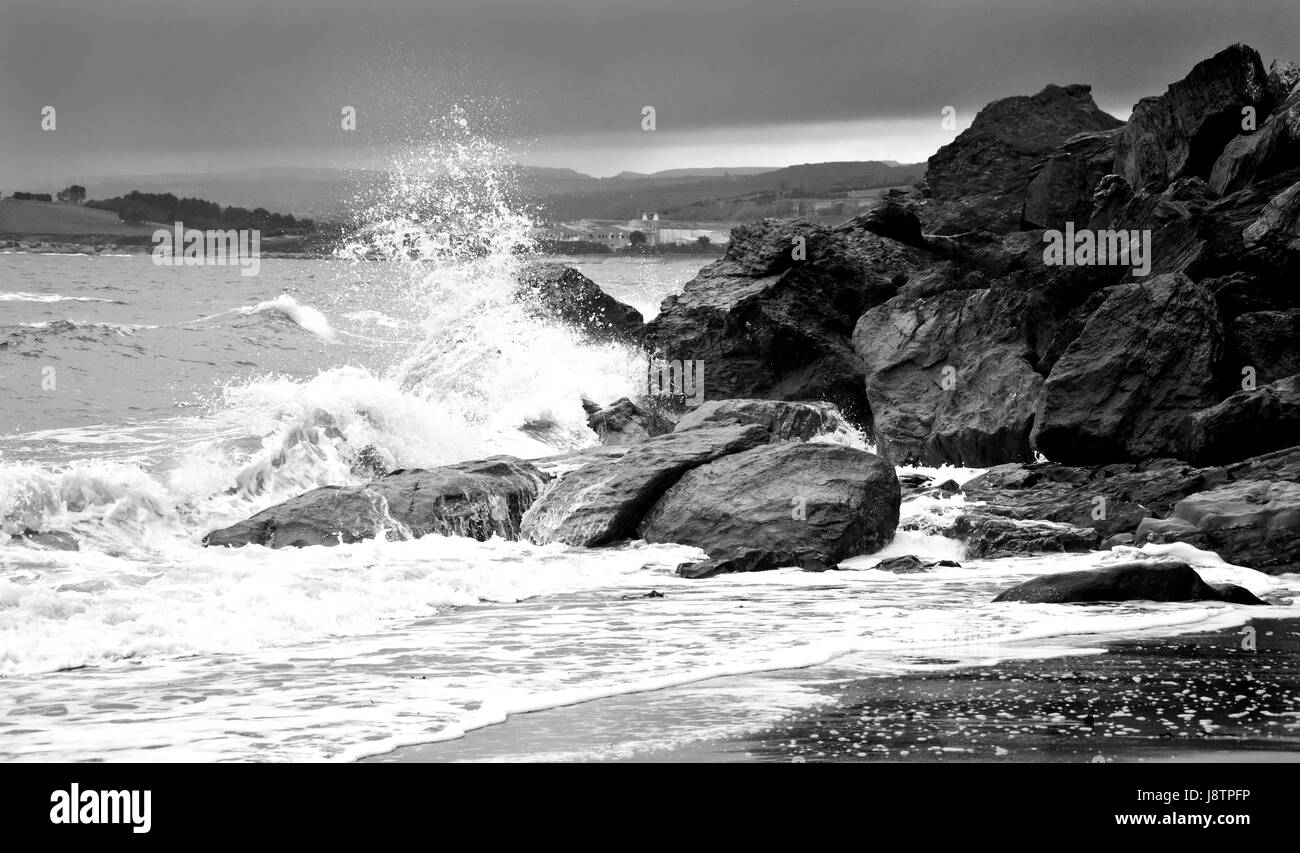 Rugueux, Angleterre, côte, orageux, les roches, l'eau salée, mer, océan, l'eau, Cornwall, Banque D'Images
