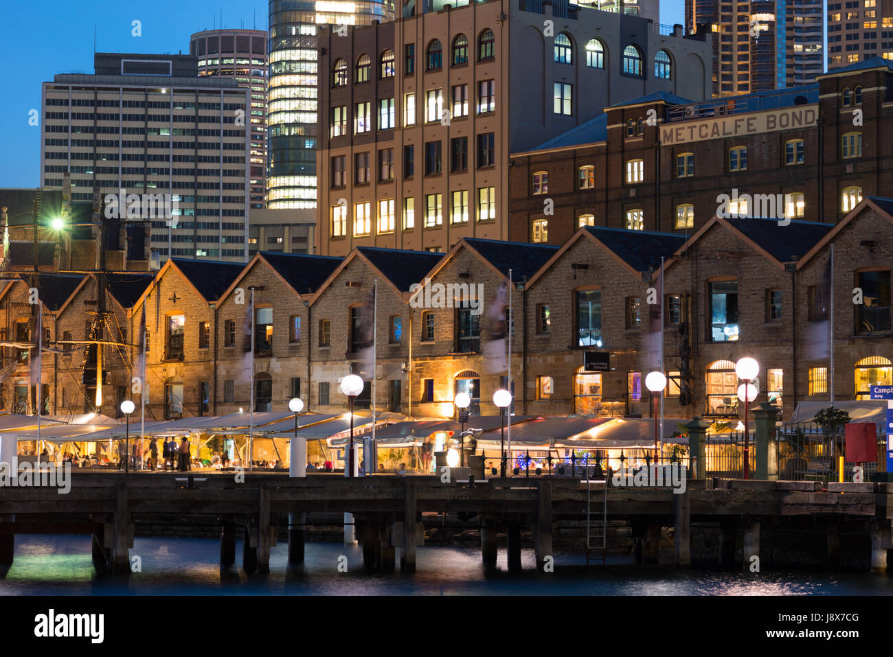 Anciens entrepôts à Campbell's Cove Jetty à Sydney, Australie. Banque D'Images
