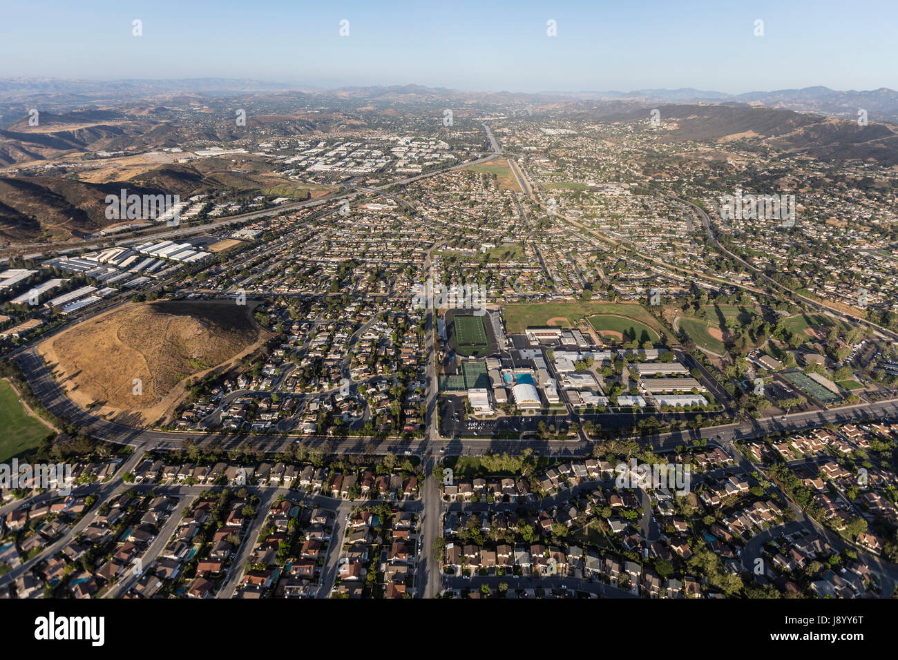 Vue aérienne de Newbury Park et Thousand Oaks dans le comté de Ventura, en Californie. Banque D'Images