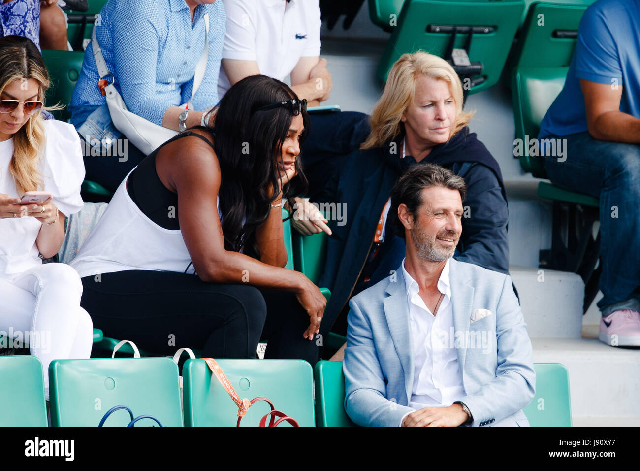 Paris, France, 31 mai 2017 : Serena Williams, manager et entraîneur tellier jill Patrick Mouratoglou au cours de la deuxième série de Venus Williams à l'Open de France de tennis 2017 à Roland Garros Paris. crédit : Frank molter/Alamy live news Banque D'Images