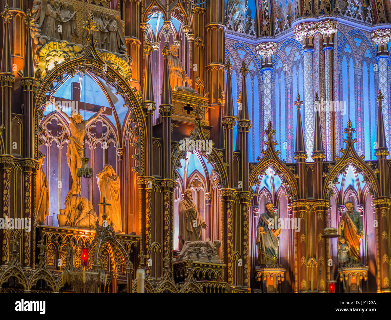 La statue de Jésus à la basilique Notre-Dame, Montréal dans un thème Eucharistique Banque D'Images