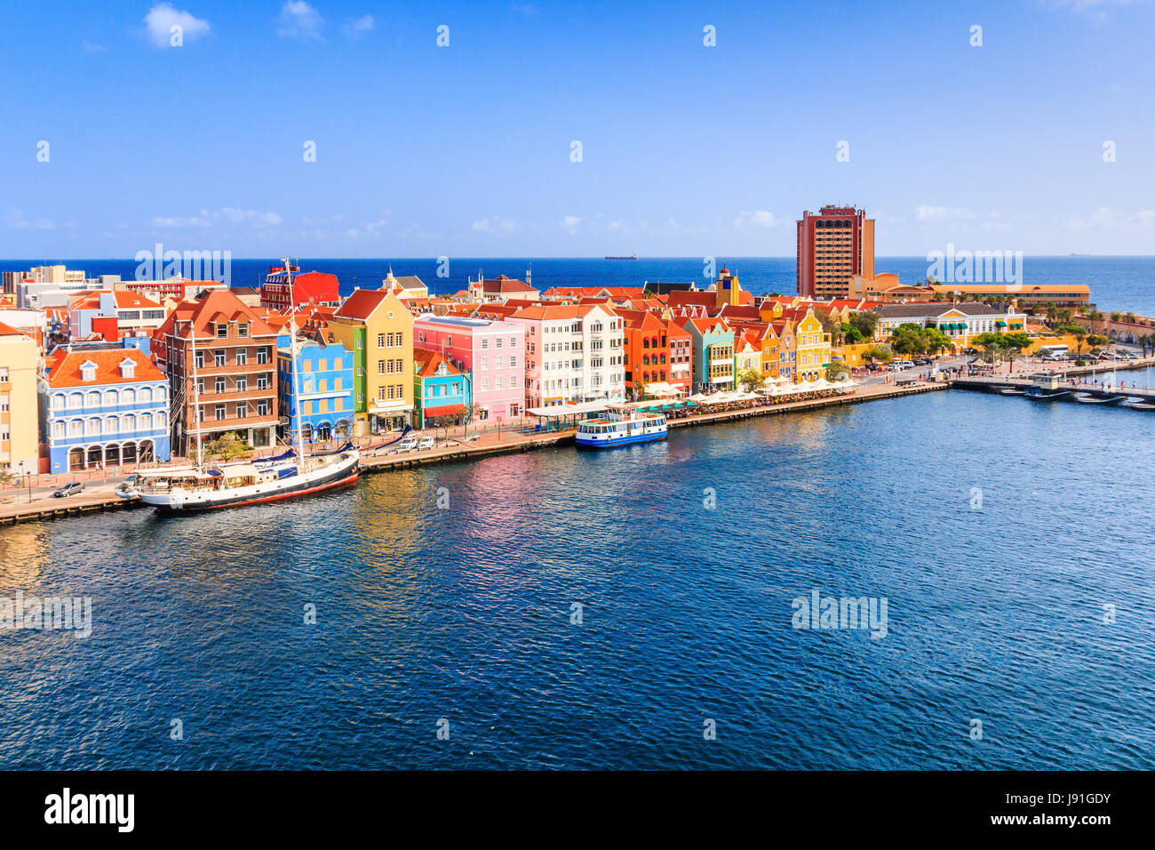 Willemstad, Curaçao - Avril 02, 2014 : vue sur Willemstad. Curaçao est la principale île des