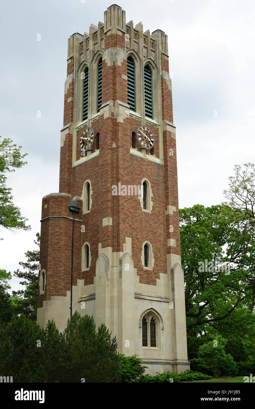 Vue sur le carillon de la tour de Beaumont historique sur le campus de l'Université d'État du Michigan (MSU), une université publique majeur situé à East Lansing Banque D'Images