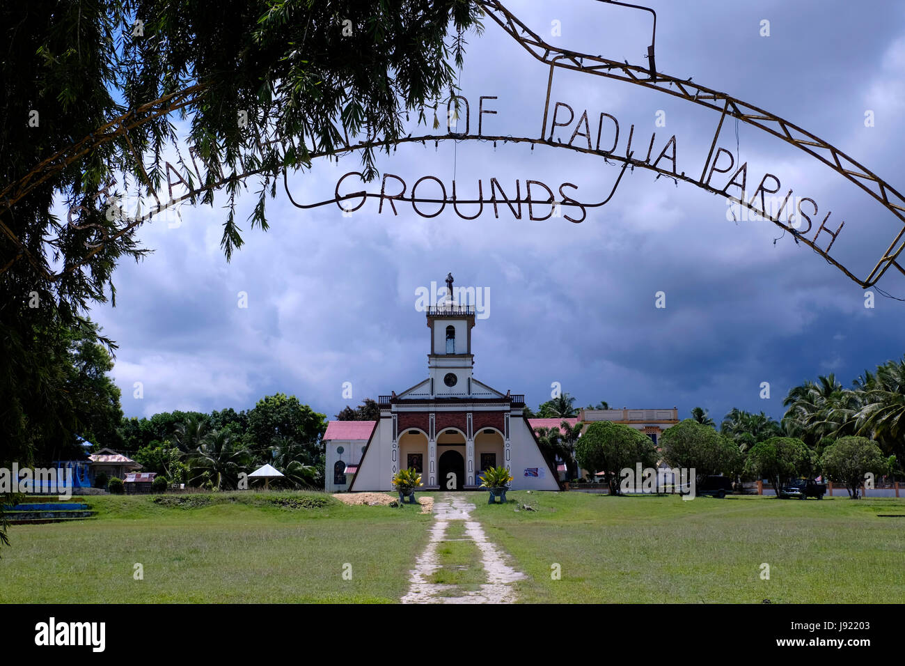 Passerelle à Saint-Antoine de Padoue, Église Paroissiale située dans Sikatuna dans l'île de Bohol situé dans la région de Visayas central des Philippines Banque D'Images