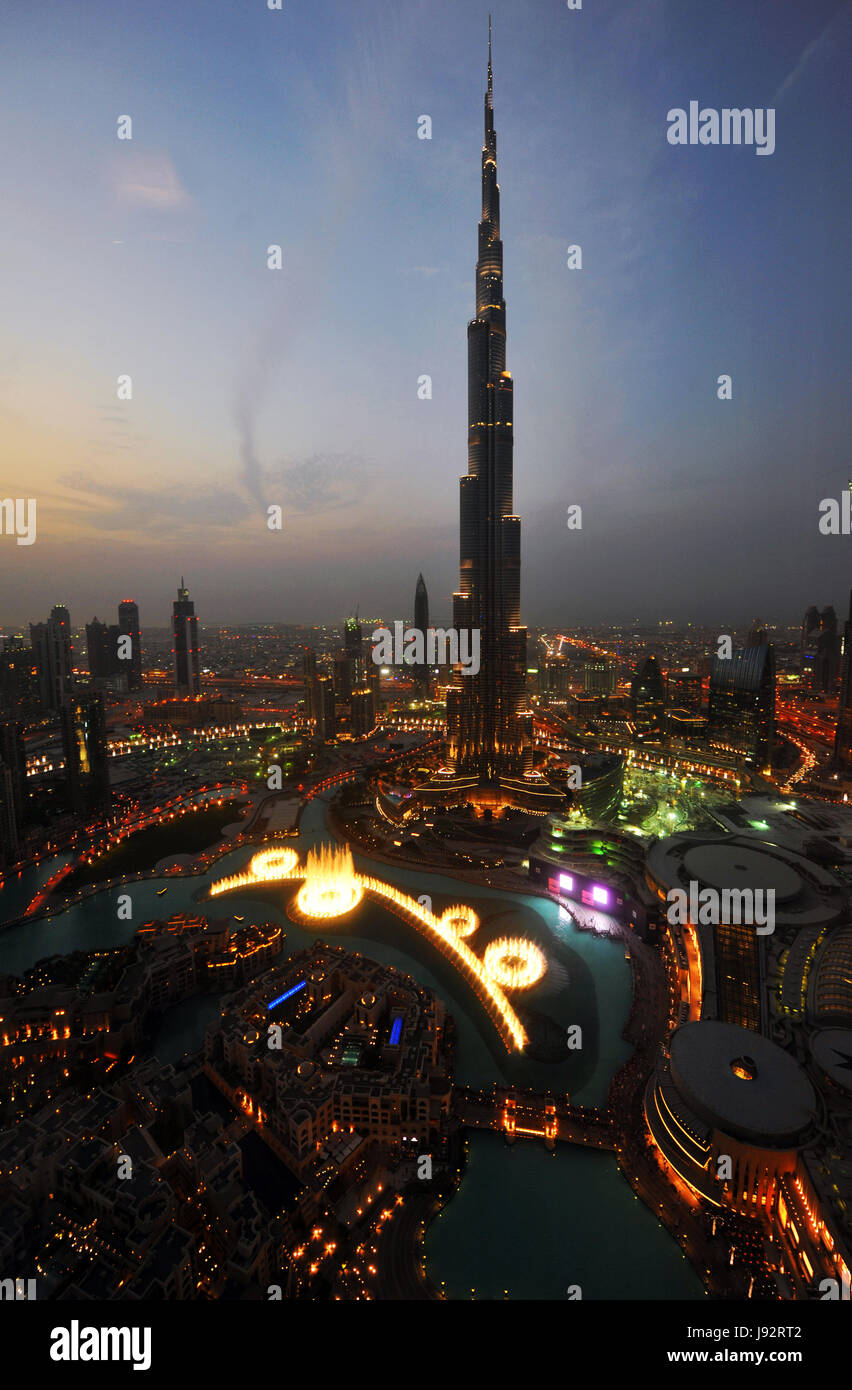 Vue sur Dubaï de nuit, Burj Al Arab Banque D'Images