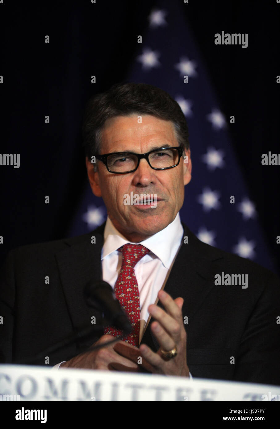 Rick Perry s'exprime à l'événement organisé par le Comité pour libérer la prospérité, arguant que "que la modification de la culture de Wall Street commence par changer la culture à Washington", et régler les problèmes des banques "too big to fail" Le 29 juillet 2015 à New York. Crédit : Dennis Van Tine/MediaPunch Banque D'Images