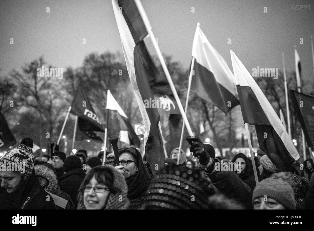 Protestations, manifestations en Pologne - contre le parti conservateur, le gouvernement autoritaire contre Jaroslaw Kaczynski et son parti PIS. Banque D'Images