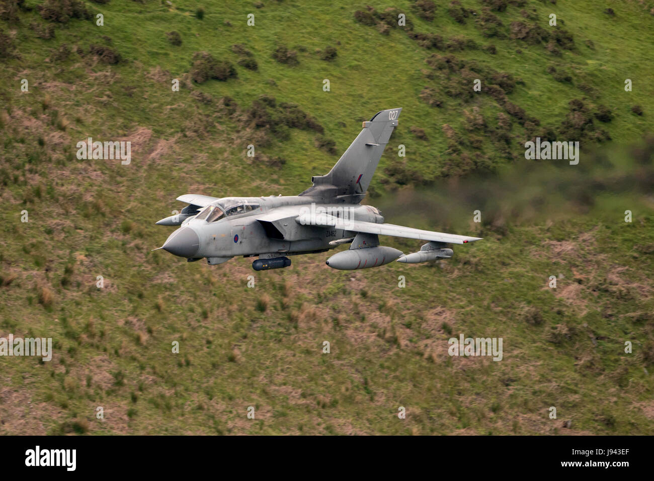 RAF Tornado Gr4 Faible niveau au Pays de Galles Banque D'Images