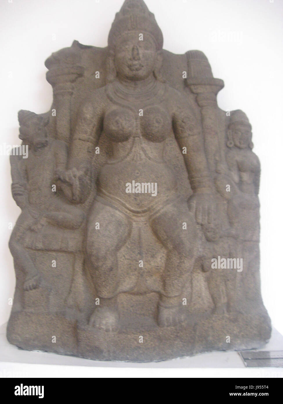 Le Musée national de New Delhi, en Inde, est l'une des principales institutions culturelles du pays. Il abrite une vaste collection d'art, d'objets historiques et d'expositions culturelles couvrant des milliers d'années d'histoire indienne. Banque D'Images