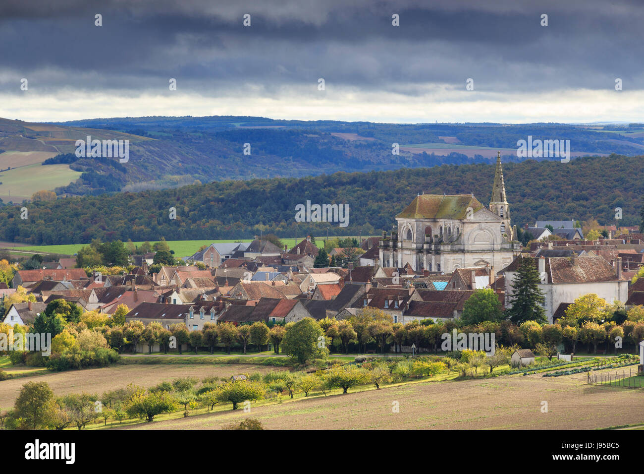 La France, l'Yonne, Coulanges-la-Vineuse, à l'automne Banque D'Images