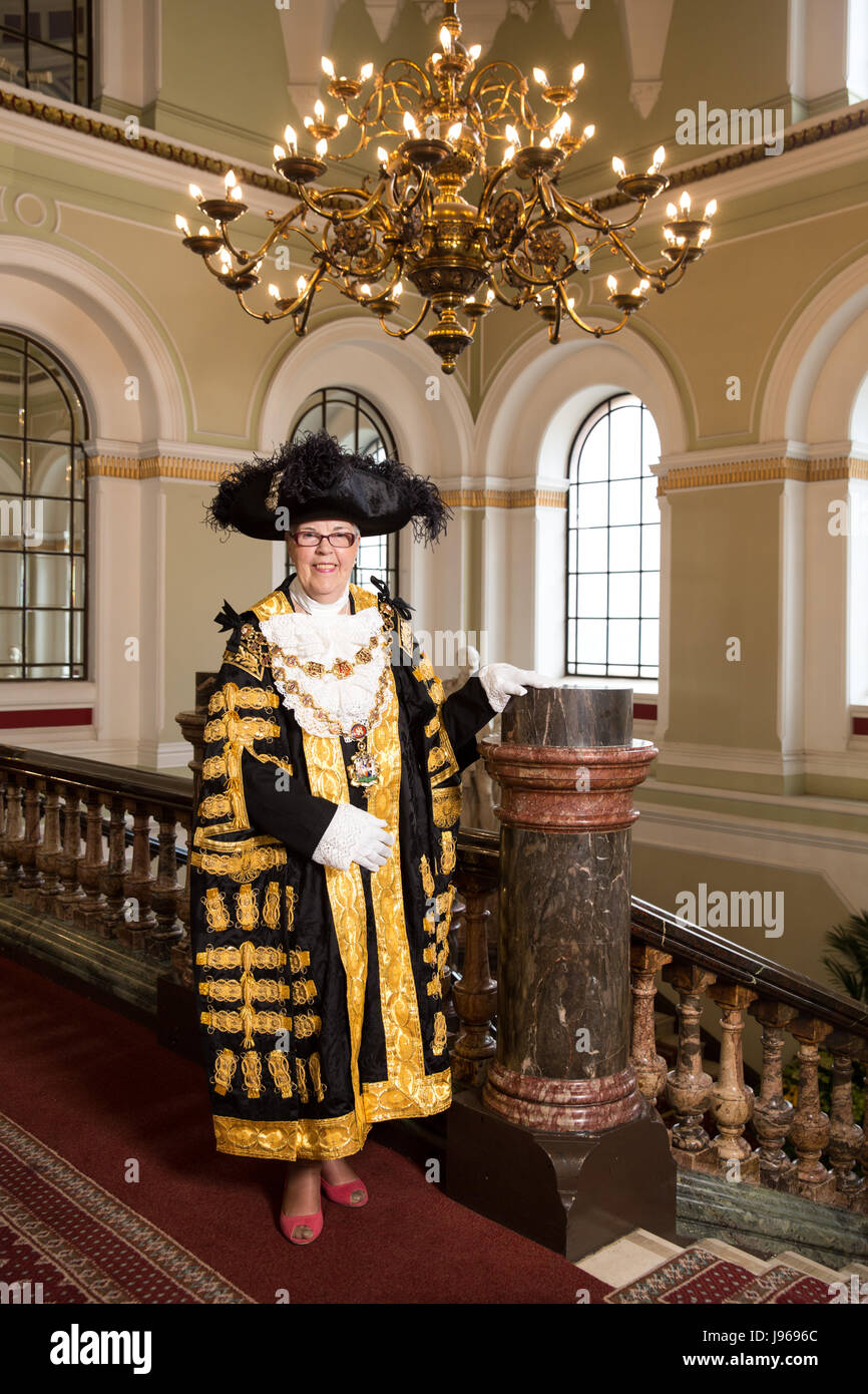 Cllr Anne Underwood devenir maire de Birmingham Banque D'Images