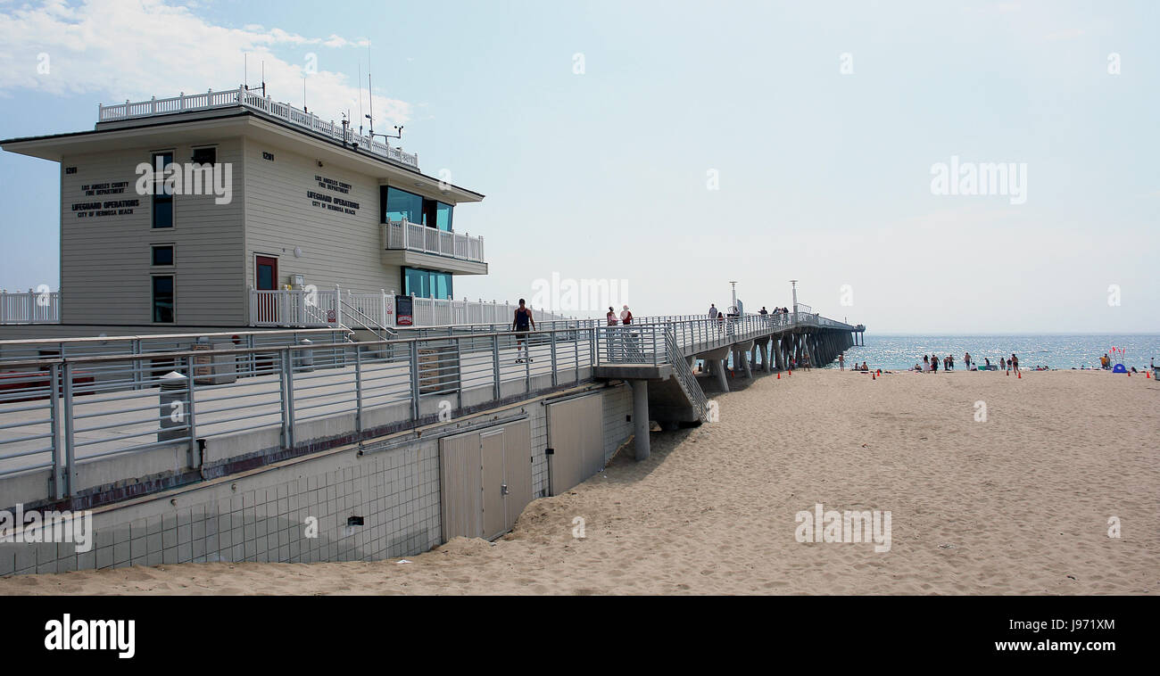 Hermosa Beach, Lifeguard station, Los Angeles, Californie, États-Unis d'Amérique, Amérique du Nord Banque D'Images