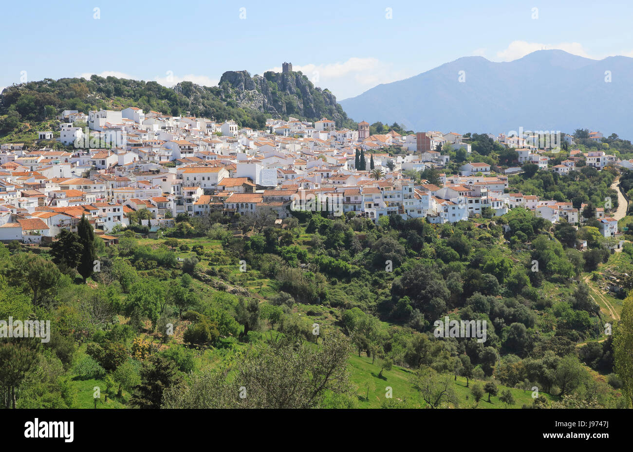 Hill top village de Gaucin, province de Malaga, au sud de l'Espagne Banque D'Images