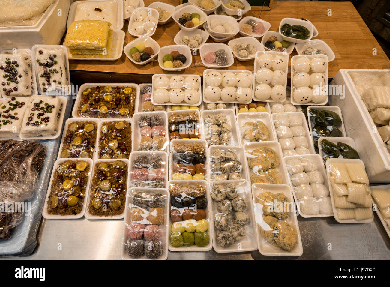Gateaux De Riz Traditionnel Coreen Coree Du Sud Photo Stock Alamy Gateaux De Riz Traditionnel Coreen Coree Du Sud Photo Stock Alamy