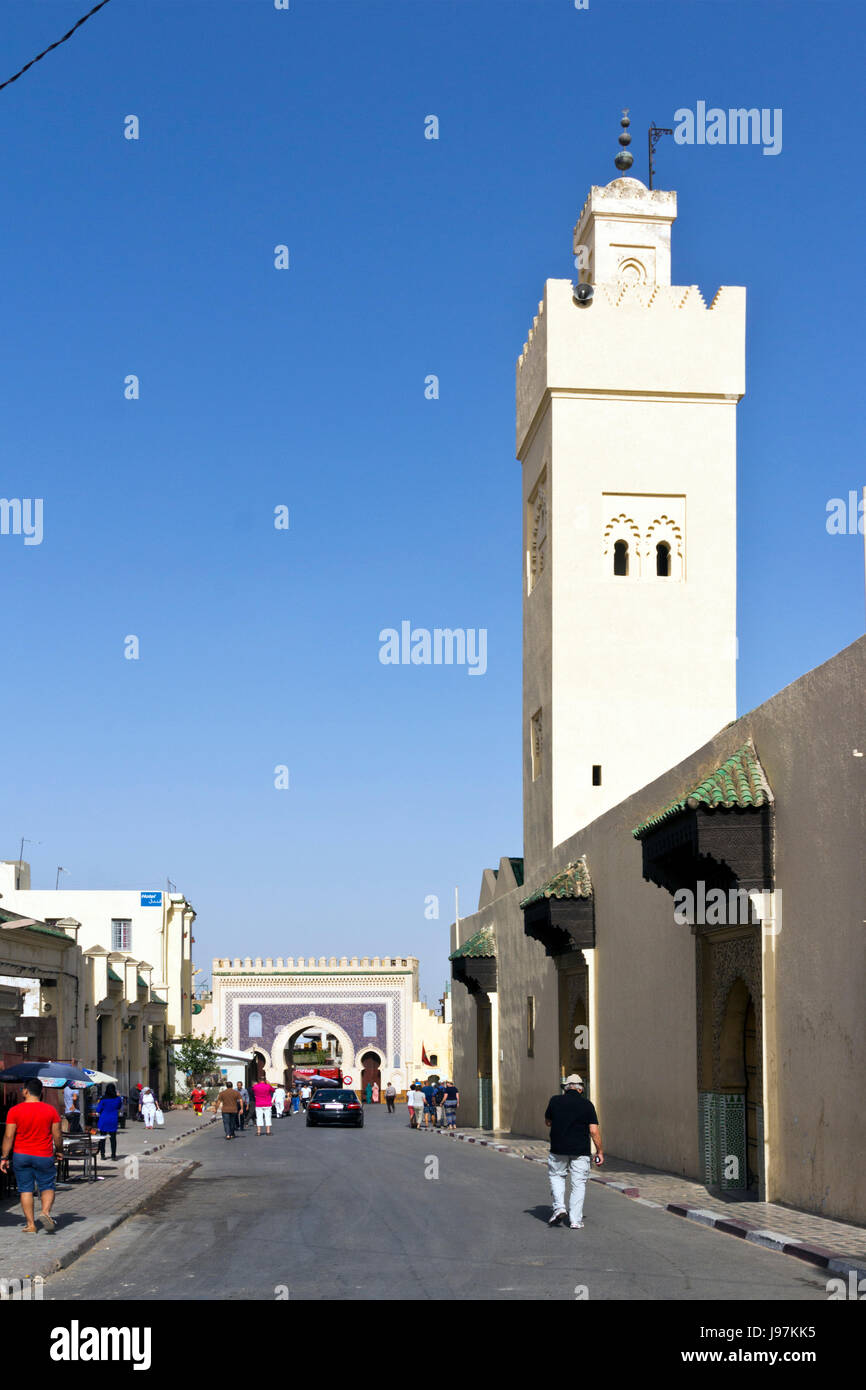 Mosquée près de Bab Bou Jeloud, la Porte Bleue, Fes, Maroc Banque D'Images