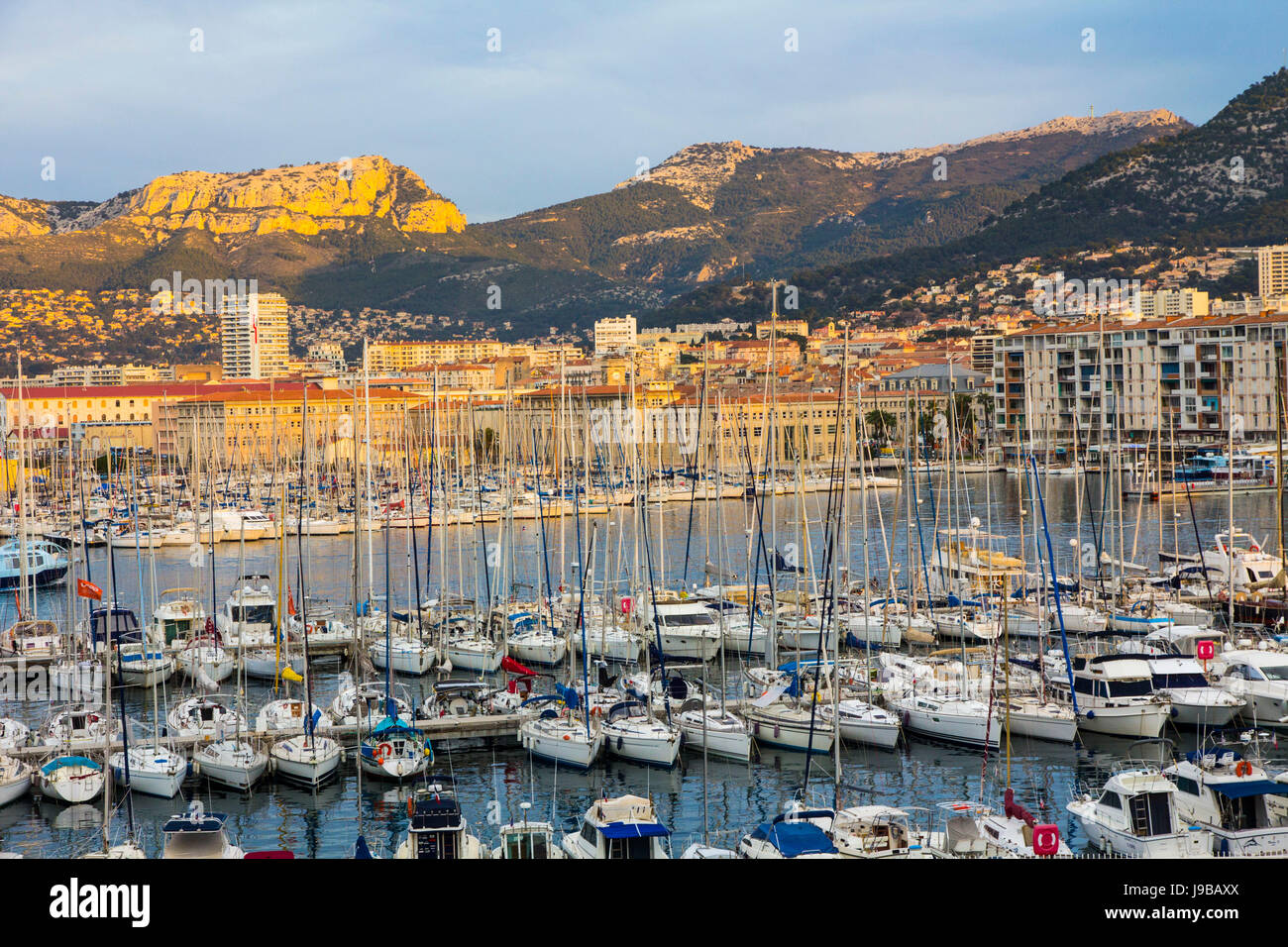 Toulon, la base navale Banque de photographies et d’images à haute