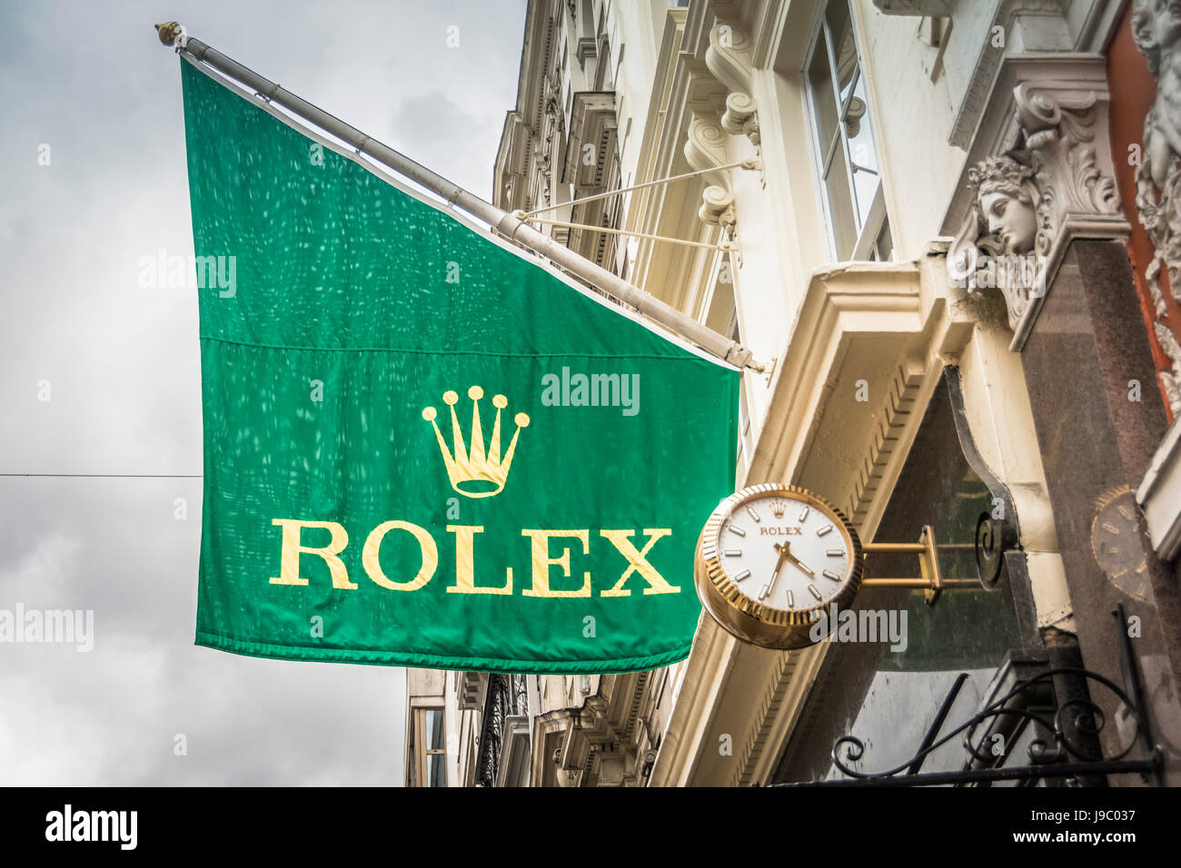 Boutique Rolex, à côté de la Royal Arcade sur Old Bond Street, Londres, UK Banque D'Images