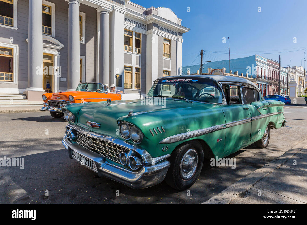 Classic 1958 Chevrolet Bel Air Taxi, localement appelé une almendrone dans la ville de Cienfuegos, Cuba, Antilles, Caraïbes Banque D'Images
