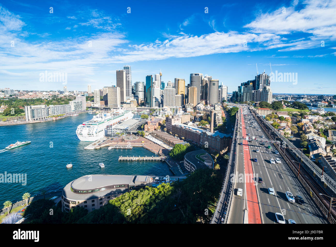 Vue sur le Harbour Bridge de Sydney, Sydney, Nouvelle-Galles du Sud, Australie, Pacifique Banque D'Images