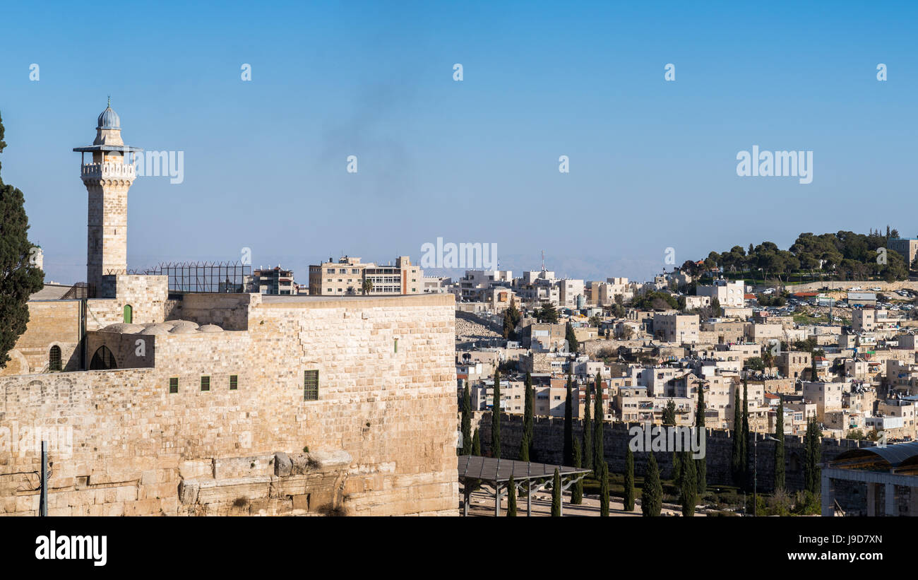 Voir à partir de la vieille ville de Jérusalem dans la périphérie, Jérusalem, Israël, Moyen Orient Banque D'Images