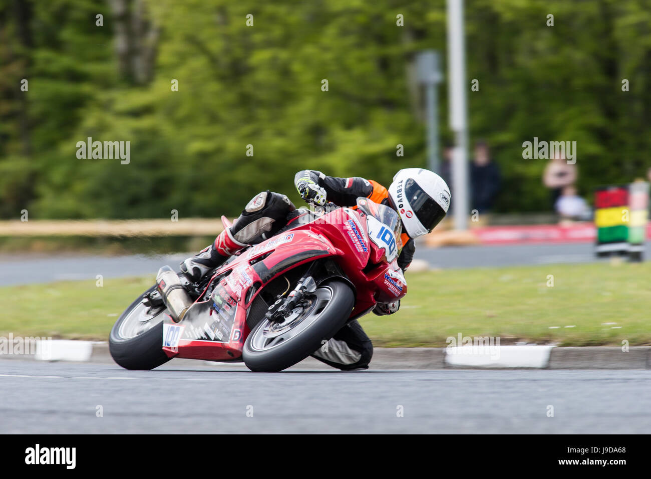 Course sur route en moto irlandaise Banque de photographies et d'images à  haute résolution - Alamy