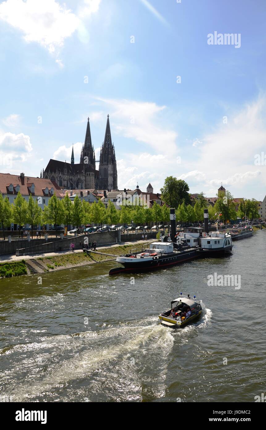 Cathédrale, Bavaria, Danube, Ratisbonne, voyage, voyage, voyage, bateau à rames, Banque D'Images