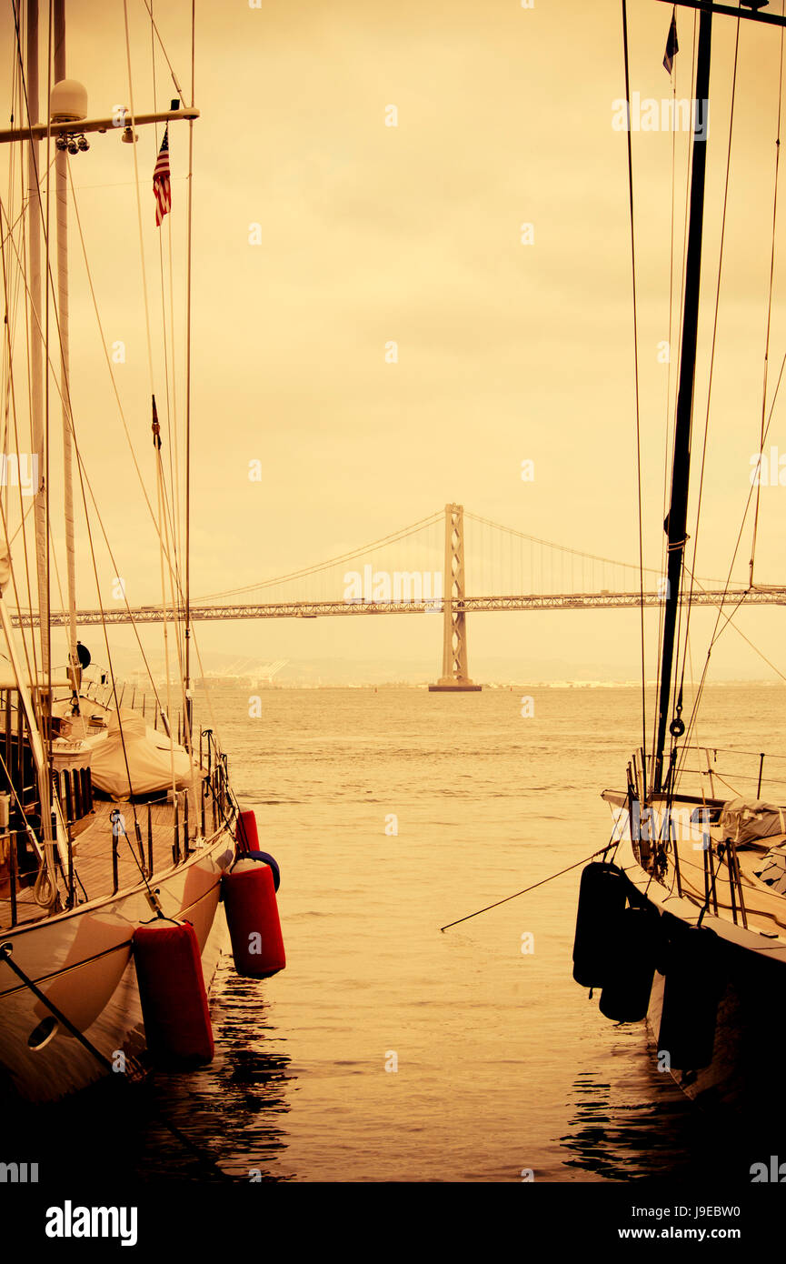 Yachts stationné au quartier du port de San Francisco Banque D'Images