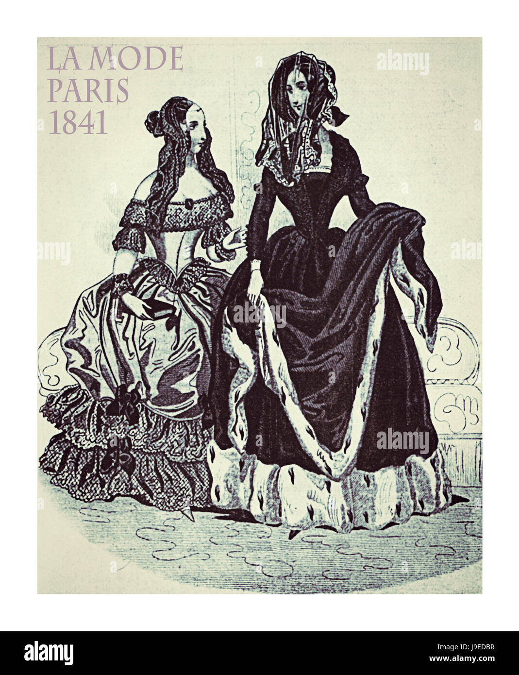Paris 1841 ; deux jeunes femmes vêtues de fantaisie avec fourrure d'hermine décoration, hat, coiffure tendances et voile prêt à aller à l'extérieur, vintage illustration Banque D'Images