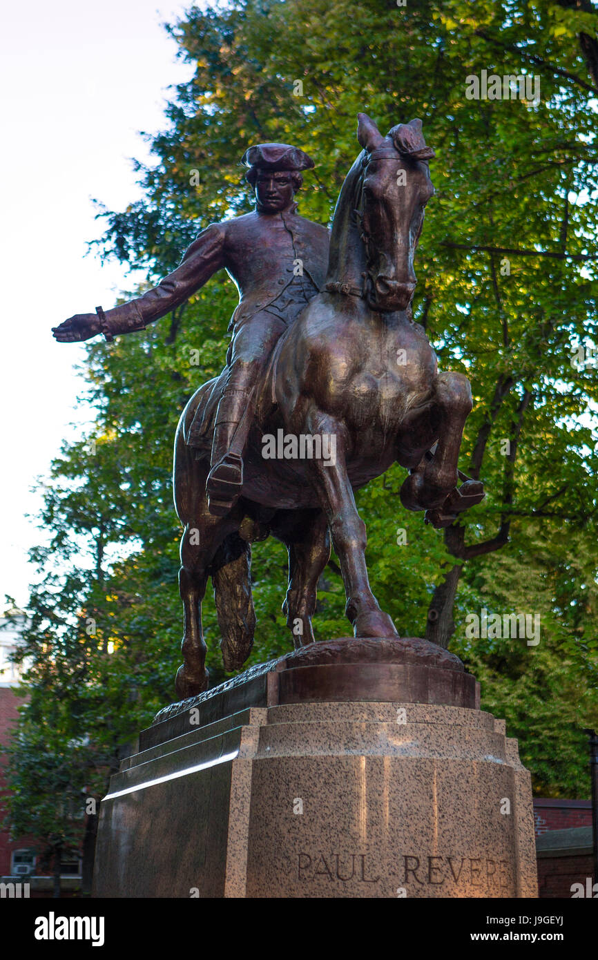 États-unis, Massachusetts, Boston City Mall, col à revers, Paul Paul Statue à revers Banque D'Images