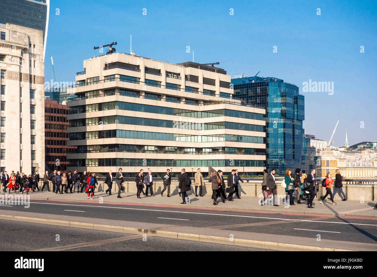 St Magnus House, 3 Lower Thames Street, 70 des tours d'immeuble de bureaux sur la rive de la Tamise, Ville de London, UK Banque D'Images