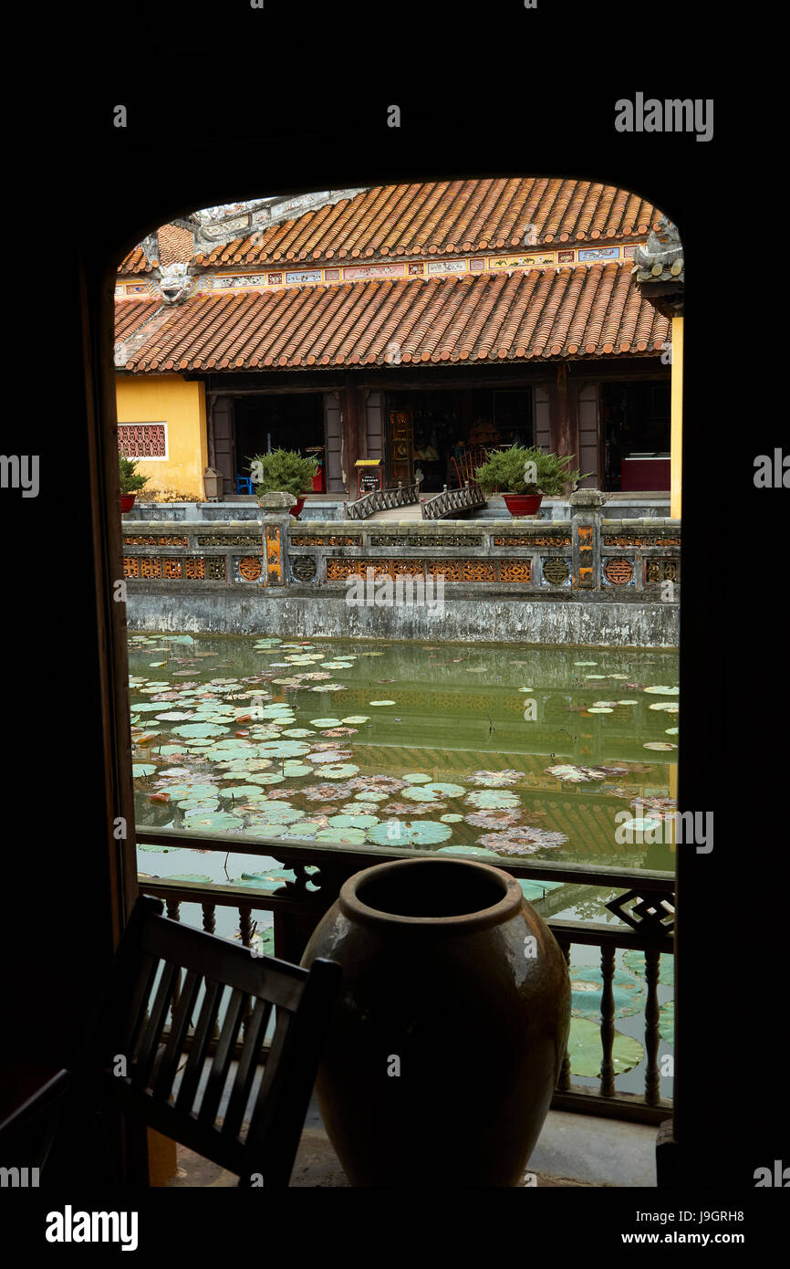 Dien Tho Palace vu de Truong Du Pavillon, Hue citadelle historique (ville impériale), la teinte, la côte centrale du nord du Vietnam, Banque D'Images