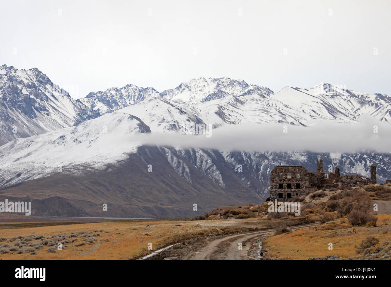 Hot Springs Hotel Sosneado abandonnés qui a soi-disant été un nazi hideout, Mendoza, Argentine Banque D'Images