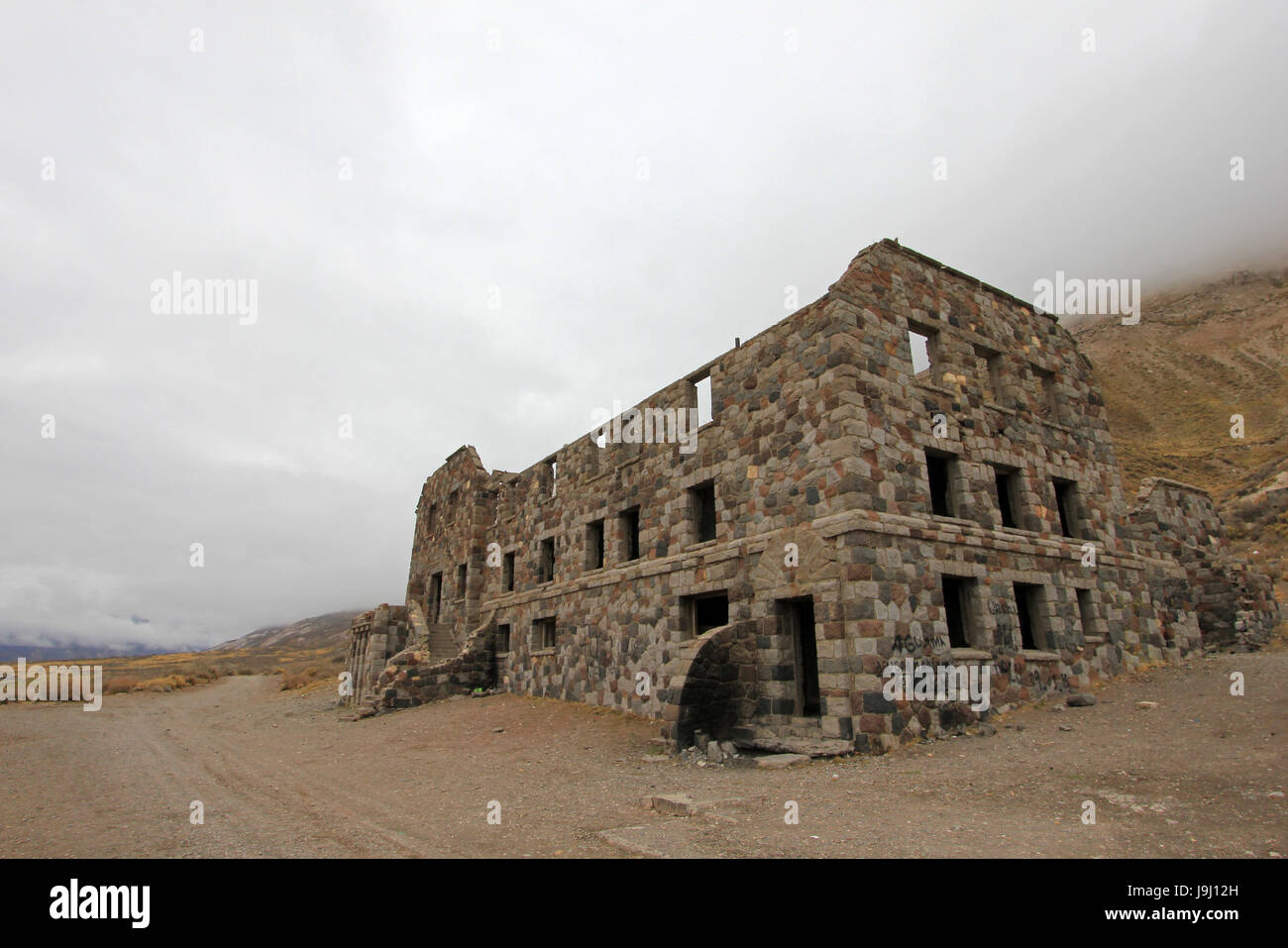 Hot Springs Hotel Sosneado abandonnés qui a soi-disant été un nazi hideout, Mendoza, Argentine Banque D'Images