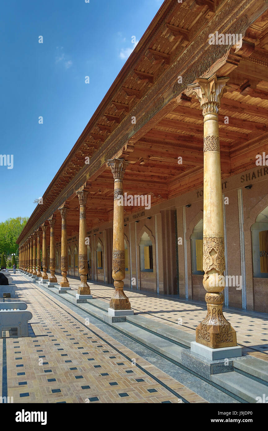 La ville de Tachkent, Ouzbékistan, la place de l'indépendance, World War II Memorial Building, Banque D'Images