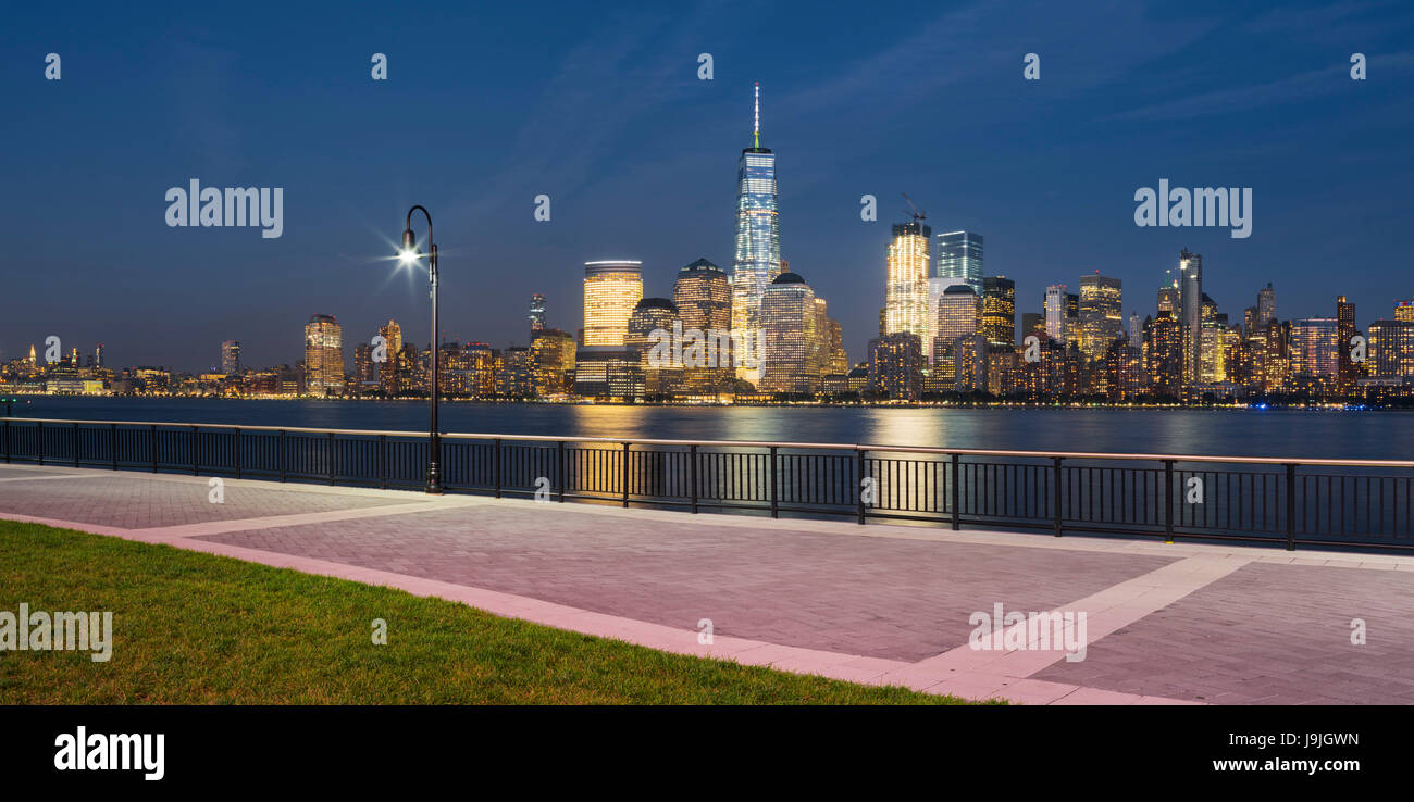 One World Trade Center, Manhattan skyline de Paulus Hook, New Jersey, Hudson River, New York City, ETATS UNIS Banque D'Images