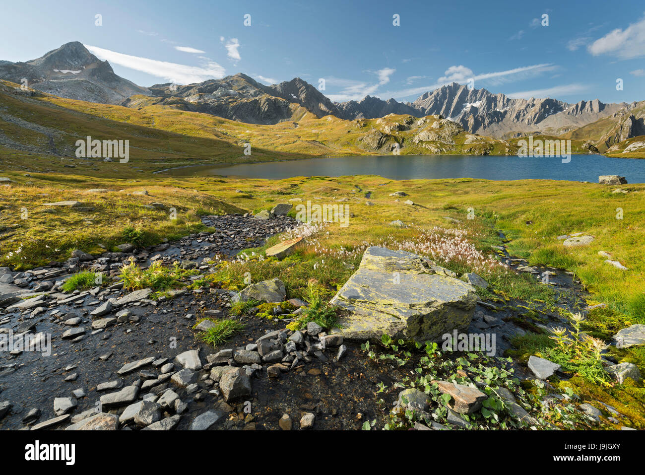 Lacs de fenêtre, point de drône, Grand Golliat, Valais, Suisse Banque D'Images