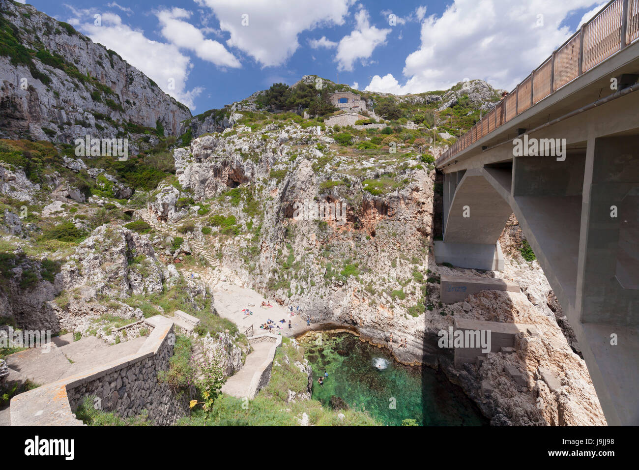 Il Fjord Ciolo, Gagliano del Capo, province de Lecce, Péninsule du Salento, Pouilles, Italie Banque D'Images