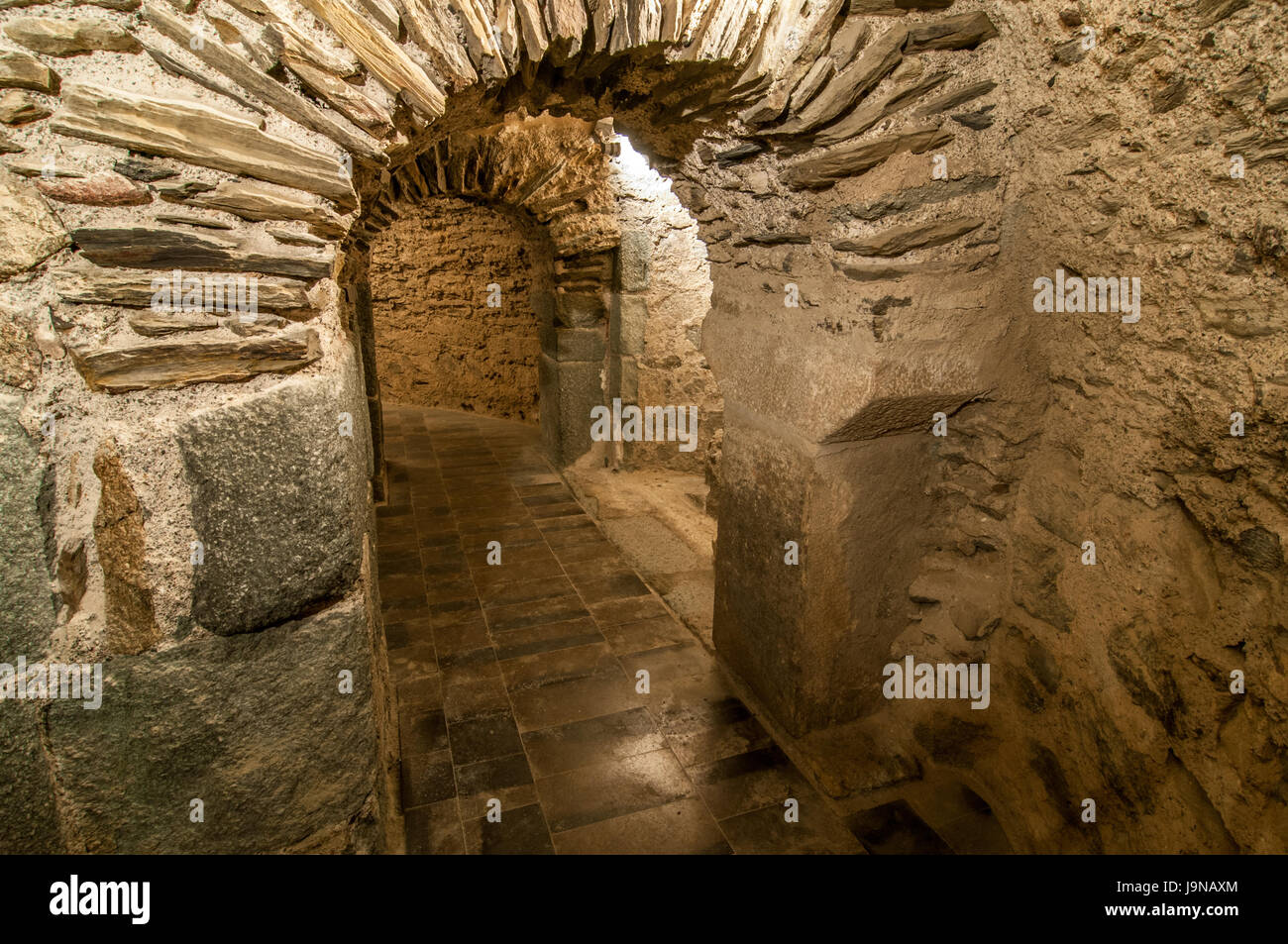 Vue de la crypte, Sant Pere de Rodes, Gérone, Catalogne Banque D'Images